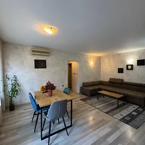 Parchevich 31 Center Apartment Sofia